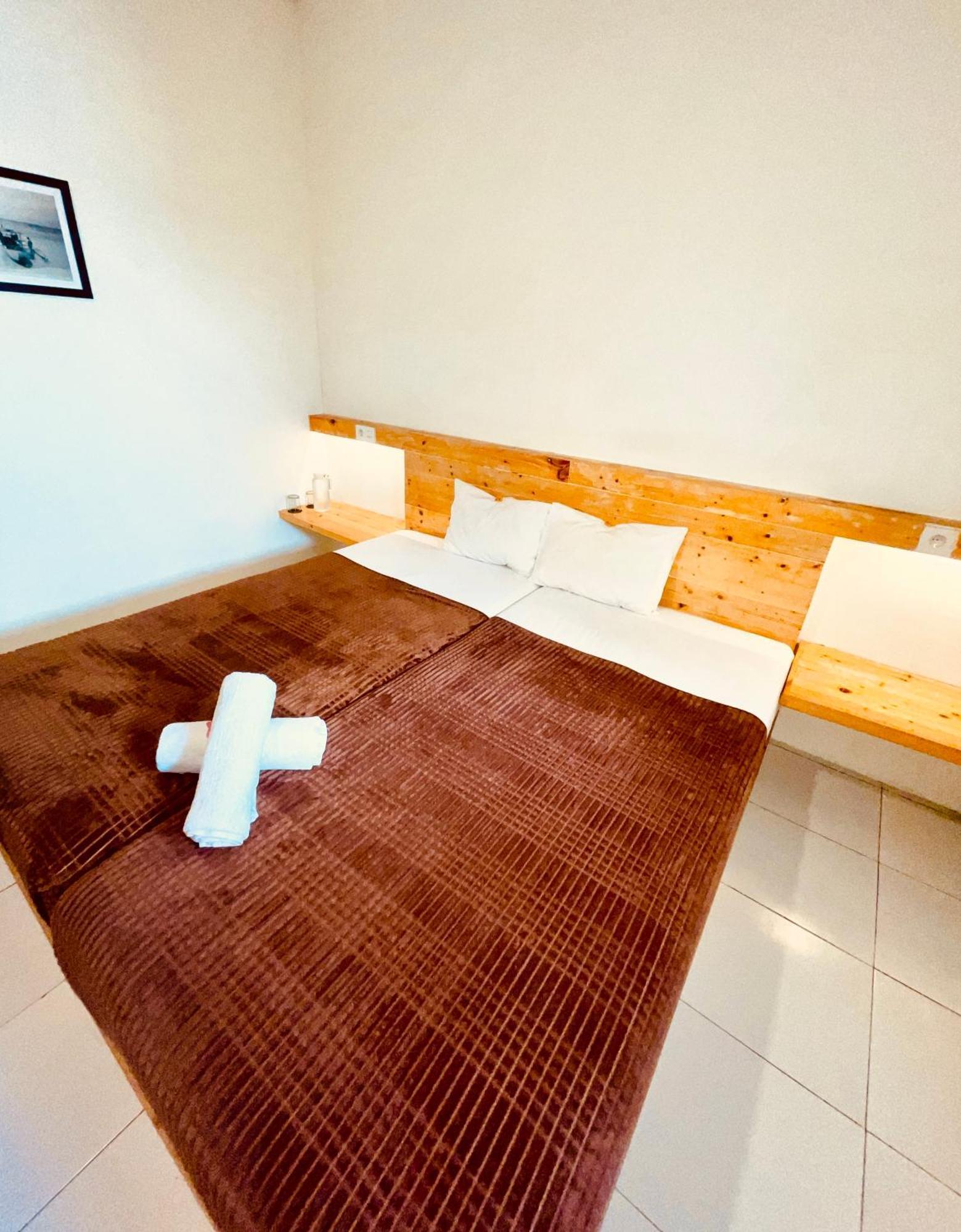 Tanawu Airport Hotel Lombok Praya Ngoại thất bức ảnh