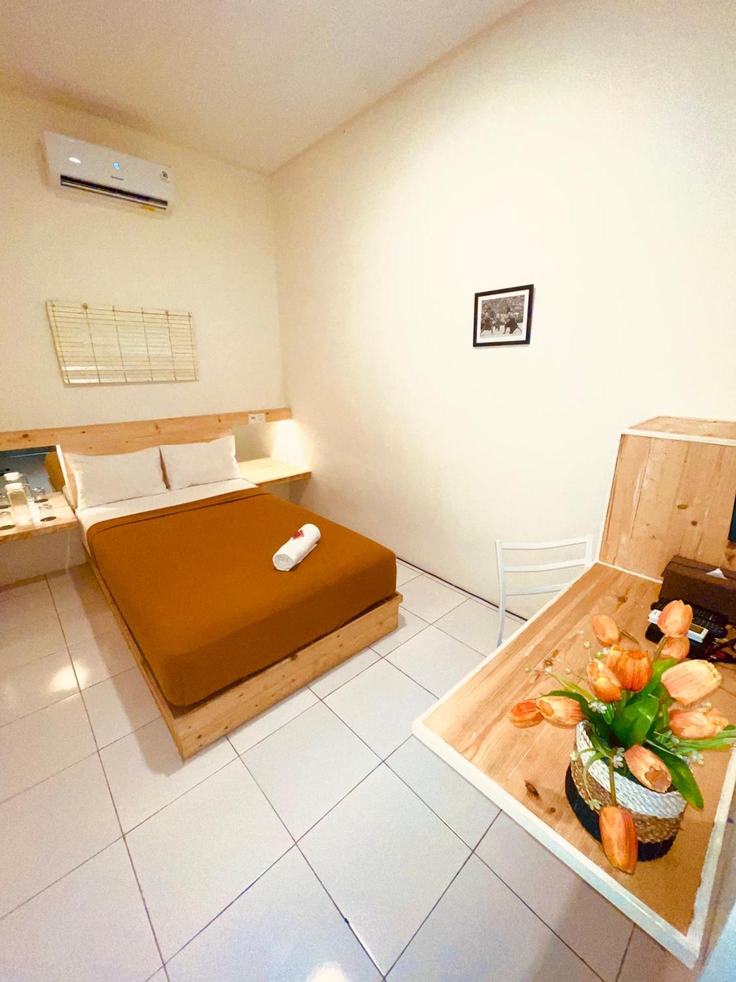 Tanawu Airport Hotel Lombok Praya Ngoại thất bức ảnh